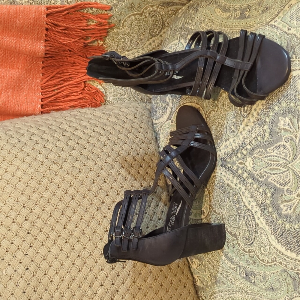 Aerosoles Heelrest Basic Strappy Black Heel